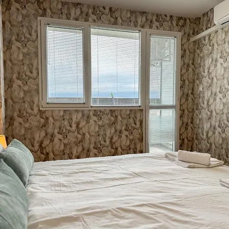 One-bedroom Next To Mall With Free Street Parking Appartement Plovdiv