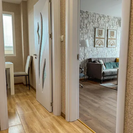 One-bedroom Next To Mall With Free Street Parking By Flat Manаger Apartamento Plovdiv