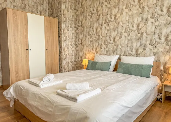 One-bedroom Next To Mall With Free Street Parking Appartement Plovdiv