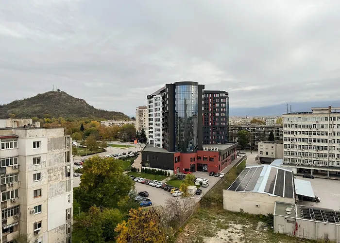 One-bedroom Next To Mall With Free Street Parking * Plovdiv