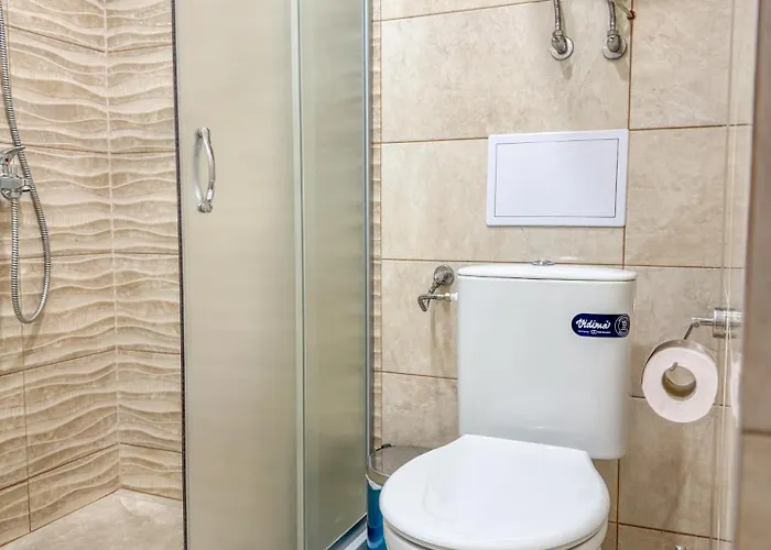 One-bedroom Next To Mall With Free Street Parking Appartement Plovdiv