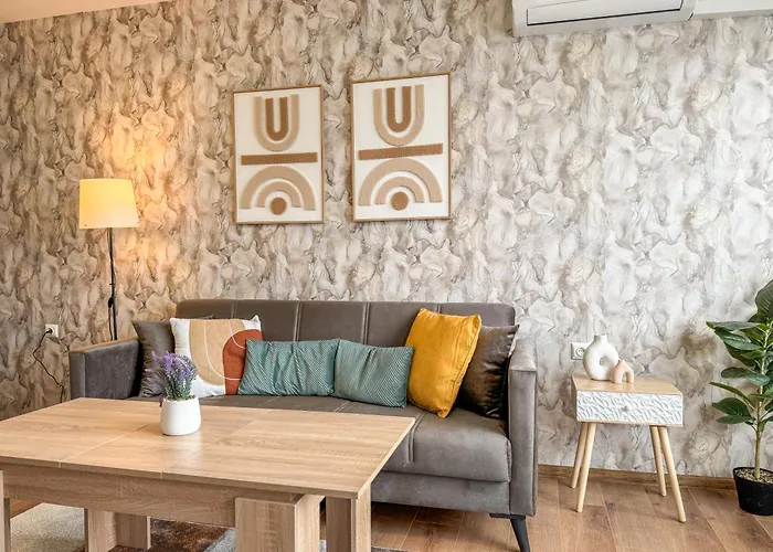 One-bedroom Next To Mall With Free Street Parking Plovdiv